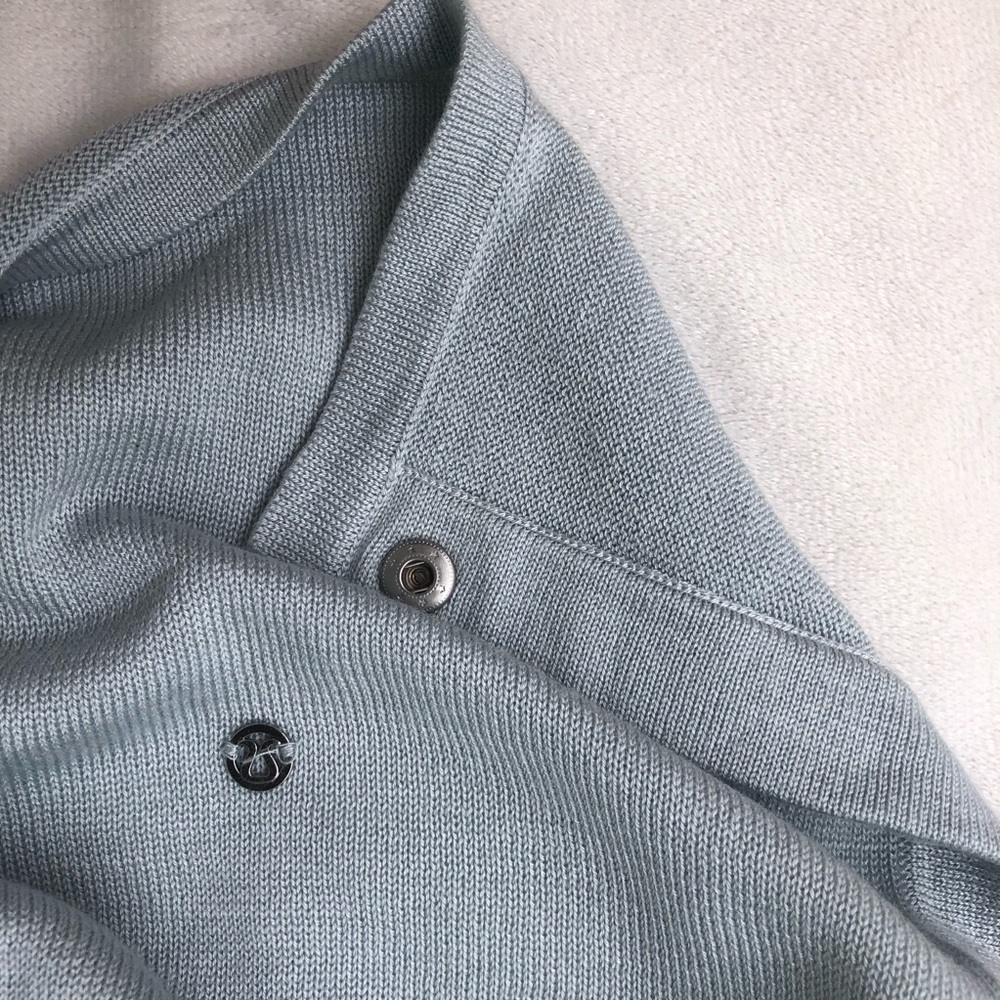 Lululemon Rejuvenate wrap scarf